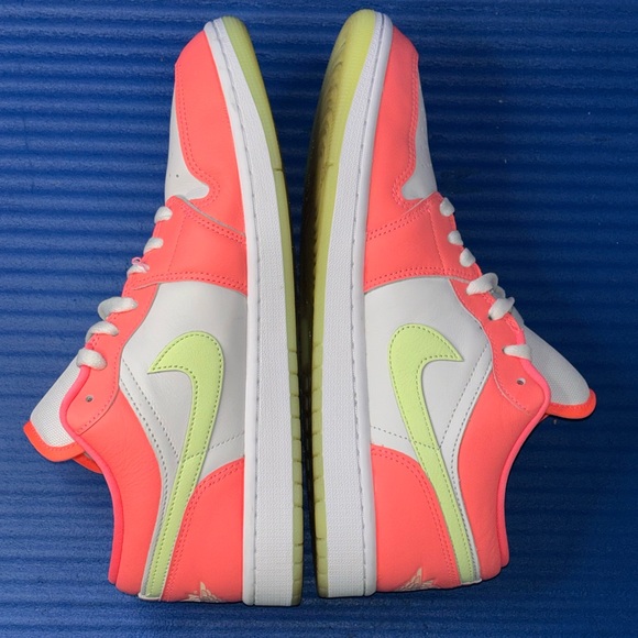 Size 10.5- Men’s Nike Air Jordan 1 Low SE Shoes Lava Glow White FN6772-671 - Picture 6 of 8